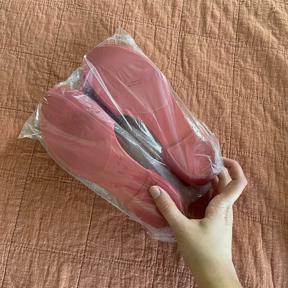 Salvatore Ferragamo Pink Barbados Jelly Sandals - Picture 7 of 7